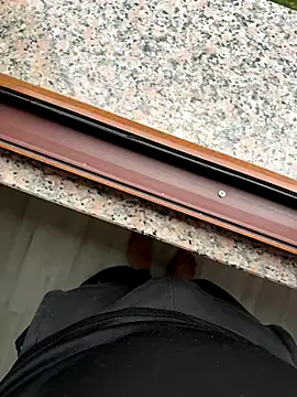 LAZ3R1 online show from 10-25-25, 04:20