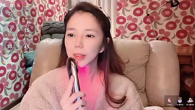 miss-lin online show from 11-04-25, 03:44