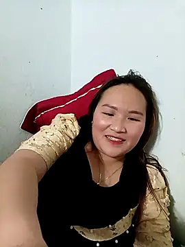 Snapshot of Tamara-a chatting on 02-05-26, 01:27 Tamara-a online show from 02-05-26, 01:27