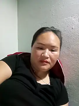 Snapshot of Tamara-a chatting on 02-22-26, 12:34 Tamara-a online show from 02-22-26, 12:34