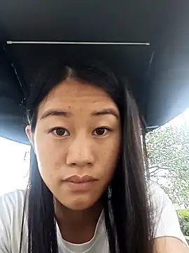 Snapshot of luy-xinh02 chatting on 09-20-25, 03:07 luy-xinh02 online show from 09-20-25, 03:07