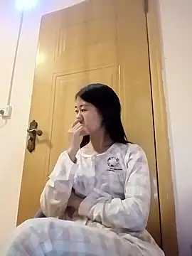 Snapshot of luy-xinh02 chatting on 10-05-25, 01:09 luy-xinh02 online show from 10-05-25, 01:09