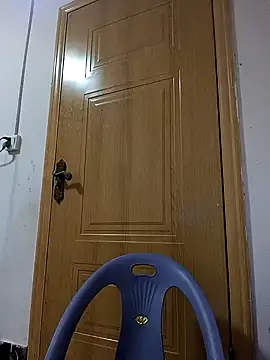 Snapshot of luy-xinh02 chatting on 10-07-25, 02:47 luy-xinh02 online show from 10-07-25, 02:47