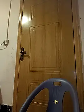 Snapshot of luy-xinh02 chatting on 10-31-25, 02:18 luy-xinh02 online show from 10-31-25, 02:18