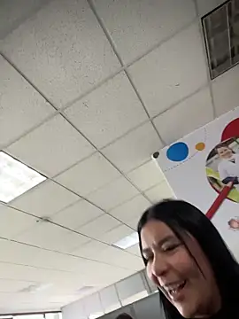 IrisDuvall online show from 04-22-26, 07:37