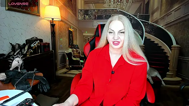 Snapshot of Nina_Devillle chatting on 02-17-26, 11:33 Nina Devillle online show from 02-17-26, 11:33