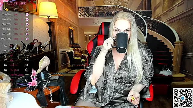 Snapshot of Nina_Devillle chatting on 03-03-26, 08:37 Nina Devillle online show from 03-03-26, 08:37