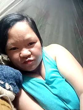 riso-00 online show from 02-23-26, 03:42