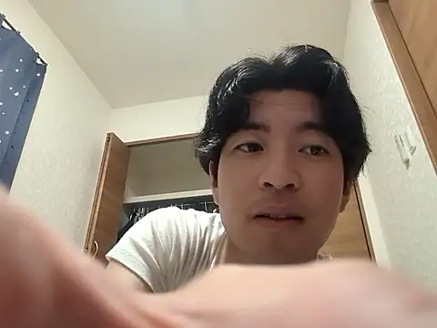 Snapshot of aokunvvv chatting on 10-03-25, 05:43 aokunvvv online show from 10-03-25, 05:43