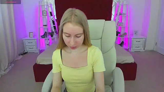 Alina Blonde online show from 06-02-26, 05:53