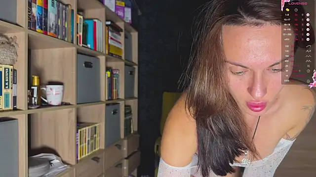 AzureEyes online show from 09-20-25, 04:19