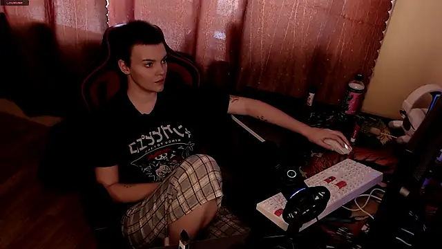 Snapshot of KrisNeal chatting on 03-17-26, 09:34 KrisNeal online show from 03-17-26, 09:34