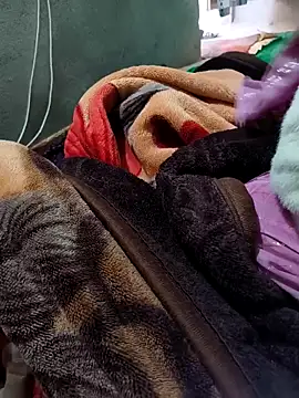 Snapshot of Hot_hatn37 chatting on 12-01-25, 10:20 Hot hatn37 online show from 12-01-25, 10:20