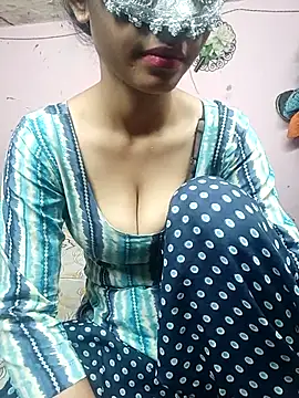 Hotcp6 online show from 04-17-26, 04:32