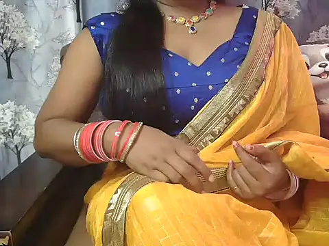 Snapshot of bold_naina chatting on 09-13-25, 03:50 bold naina online show from 09-13-25, 03:50