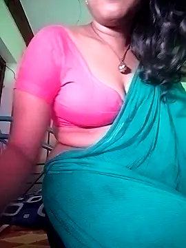 Snapshot of Tamil_Kavitha chatting on 06-30-26, 04:46 Tamil Kavitha online show from 06-30-26, 04:46