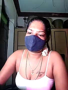 Snapshot of Tamil_Kavitha chatting on 07-19-26, 05:55 Tamil Kavitha online show from 07-19-26, 05:55