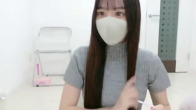  Mia land  online show from 11-30-25, 01:37