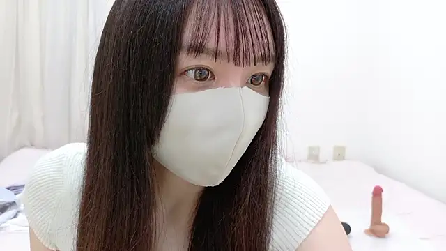  Mia land  online show from 03-25-26, 01:06