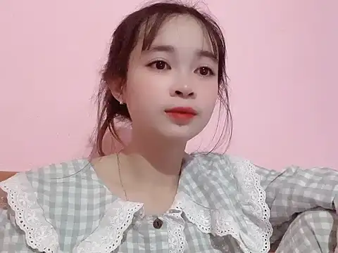 Snapshot of Suna7383 chatting on 10-16-25, 04:08 Suna7383 online show from 10-16-25, 04:08