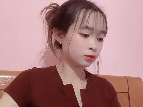 Snapshot of Suna7383 chatting on 10-30-25, 03:57 Suna7383 online show from 10-30-25, 03:57