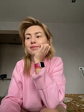 MartaLuna  online show from 10-21-25, 09:10