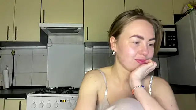 MartaLuna  online show from 03-18-26, 09:51