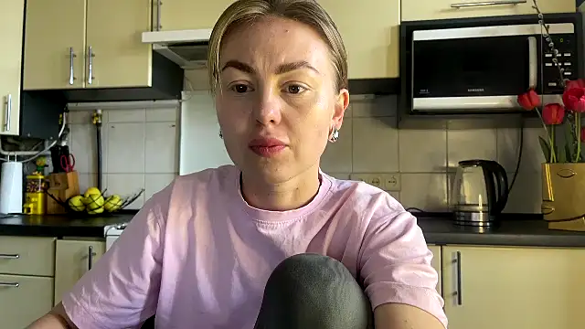 MartaLuna  online show from 04-16-26, 01:56