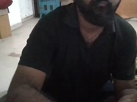 Snapshot of Indianboy9527 chatting on 05-14-26, 02:35 Indianboy9527 online show from 05-14-26, 02:35