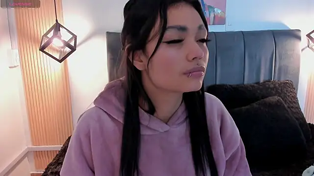 Snapshot of Evaa_rosee_ chatting on 09-29-25, 11:48 Evaa rosee online show from 09-29-25, 11:48