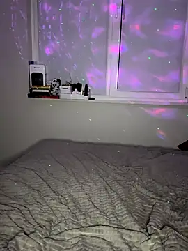 Amelia Peach online show from 11-15-25, 05:31