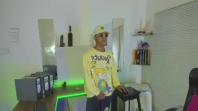 xxKamadevaxx online show from 02-04-26, 12:33