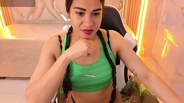 Maia Tx online show from 12-04-25, 01:09