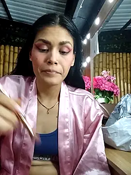 Isa Rouse   online show from 11-20-25, 02:01