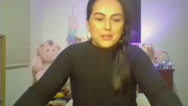 Snapshot of Venusina_07 chatting on 07-21-26, 03:53 Venusina 07 online show from 07-21-26, 03:53