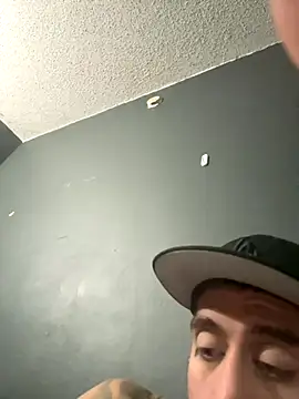 busnfatnutsLildee online show from 10-31-25, 08:37