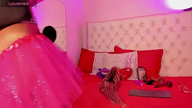 Maddy BigCock online show from 10-11-25, 11:47