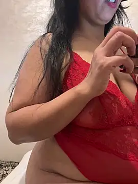 lara9Qouin online show from 04-08-26, 10:54