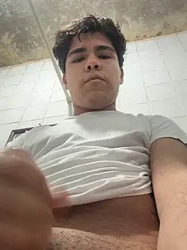 Snapshot of kjesusd12 chatting on 10-10-25, 04:44 kjesusd12 online show from 10-10-25, 04:44