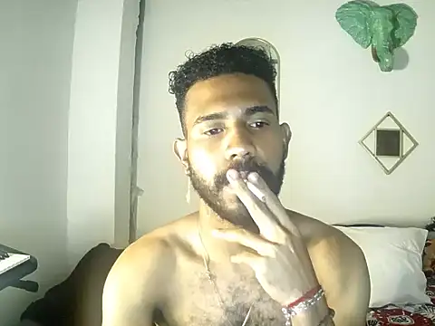 Snapshot of alberthott_66 chatting on 10-15-25, 09:31 alberthott 66 online show from 10-15-25, 09:31