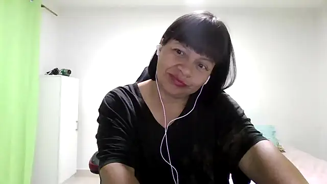 Snapshot of adri89-g chatting on 07-05-26, 11:12 adri89-g online show from 07-05-26, 11:12