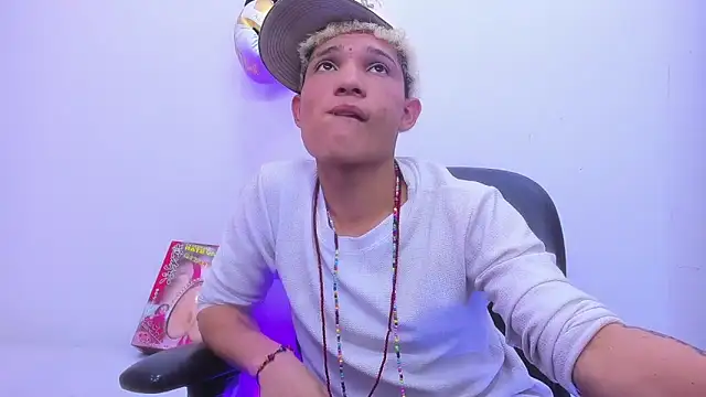 EL VENEZOLANO 22CM online show from 12-05-25, 04:32