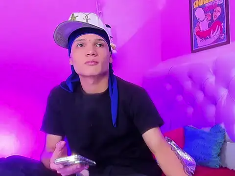 EL VENEZOLANO 22CM online show from 12-14-25, 04:40