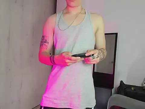 Snapshot of Jerry_Cole chatting on 01-06-26, 08:45 Jerry Cole online show from 01-06-26, 08:45