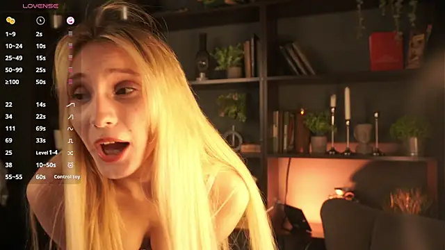 ellliefrost online show from 09-24-25, 01:25