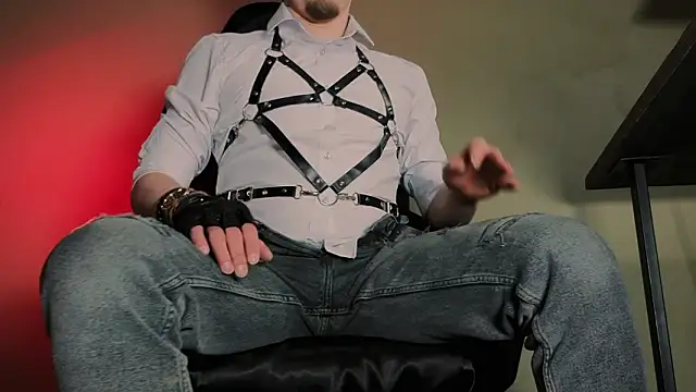 Vincent Hardman online show from 02-11-26, 08:14