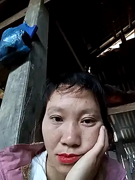 bonnie-00 online show from 10-04-25, 11:25