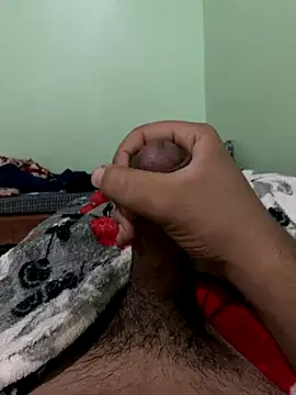 Snapshot of ali__ali210 chatting on 10-08-25, 04:26 ali ali210 online show from 10-08-25, 04:26