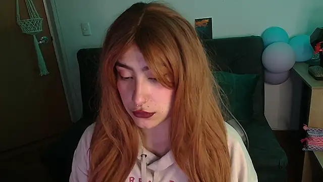 Miacatsito3 online show from 11-25-25, 11:49