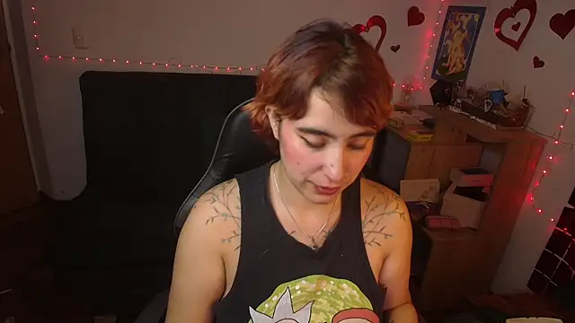 Miacatsito3 online show from 05-21-26, 03:24
